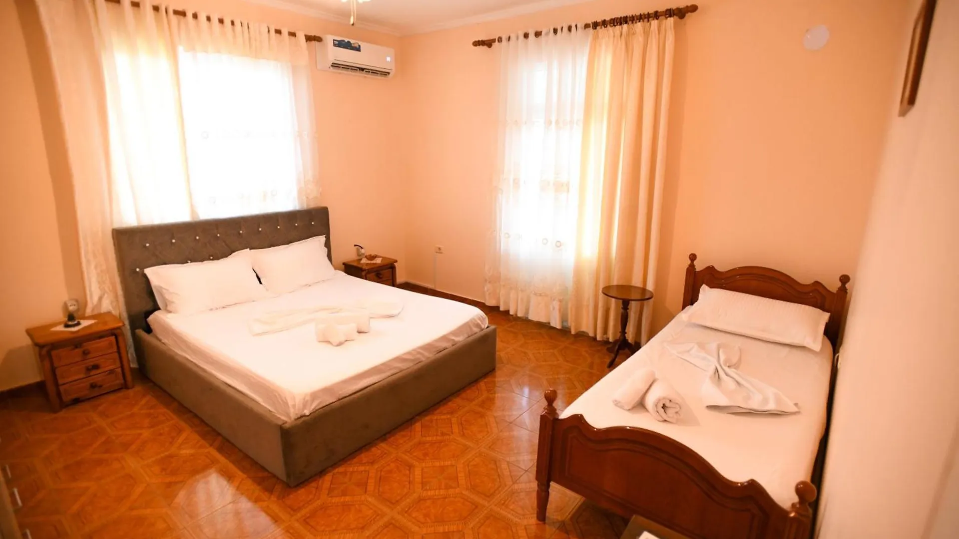 Apartment Darlin Berat 0*,